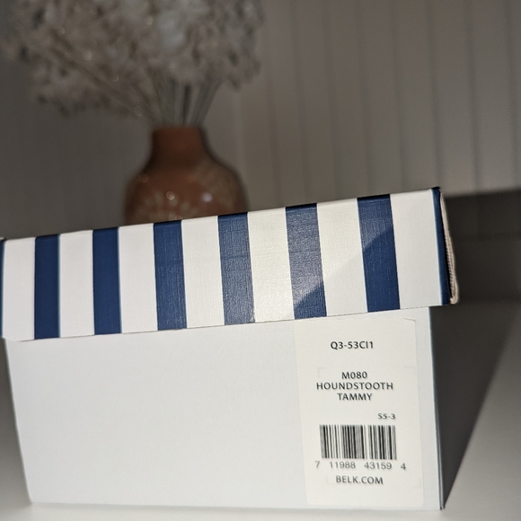 Crown & Ivy Tammy Pointed Toe Mules Size 8M Beautiful New Women's Preppy Loafers - Picture 11 of 12